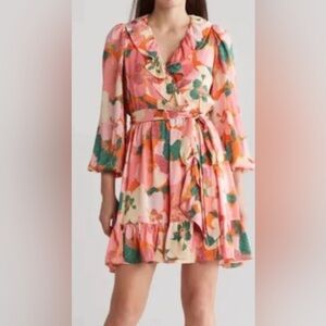 Taylor Floral Wrap belted ruffle accent Dress size 8